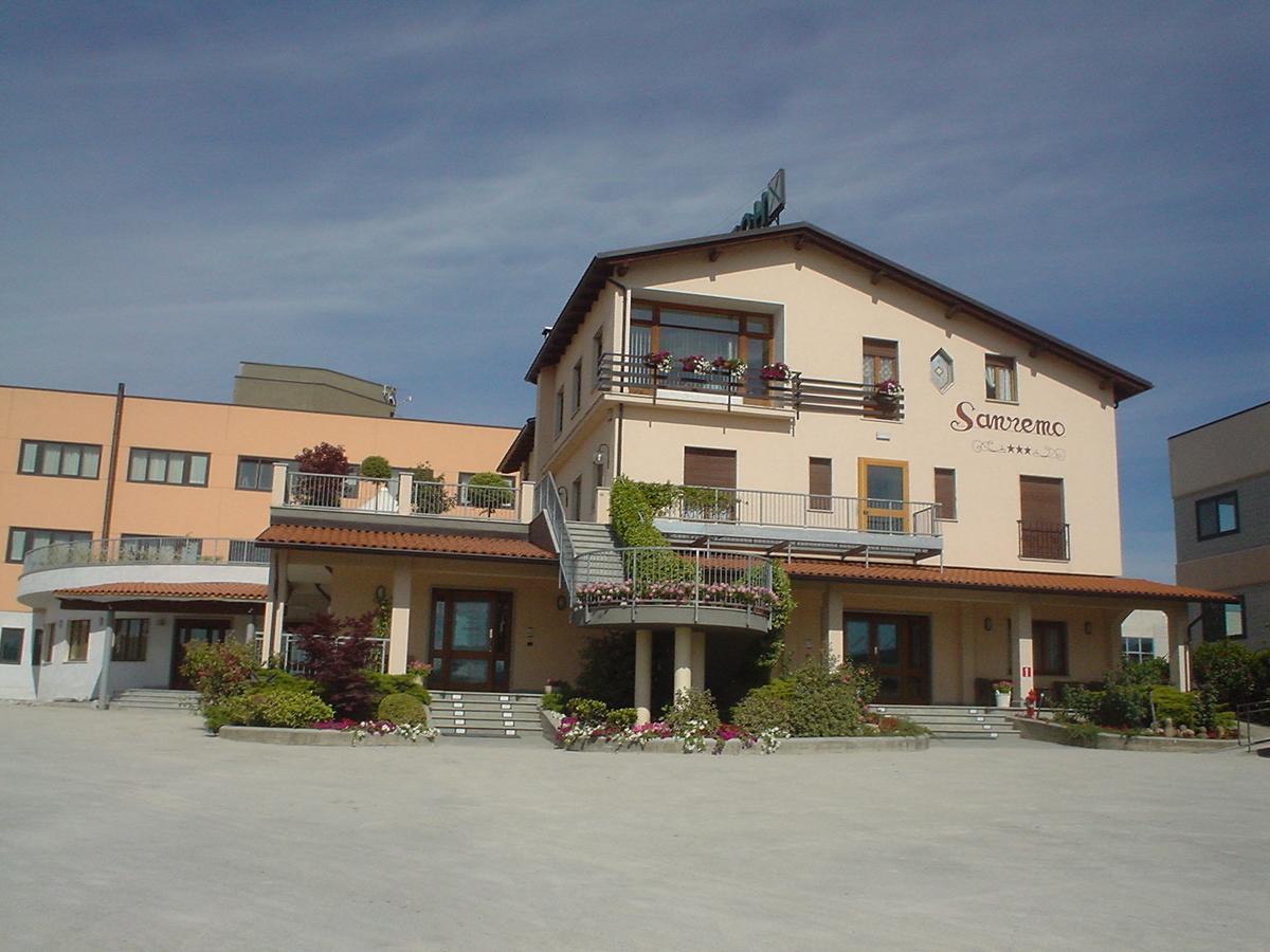 Hotel Sanremo Ceva Exterior foto